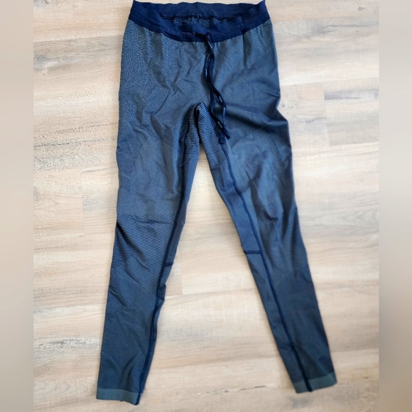 Gymshark Base layers tight, small - Picture 1 of 2